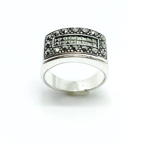 Marcasite Ring - Sterling Silver Signet Style - Picture 3 of 4